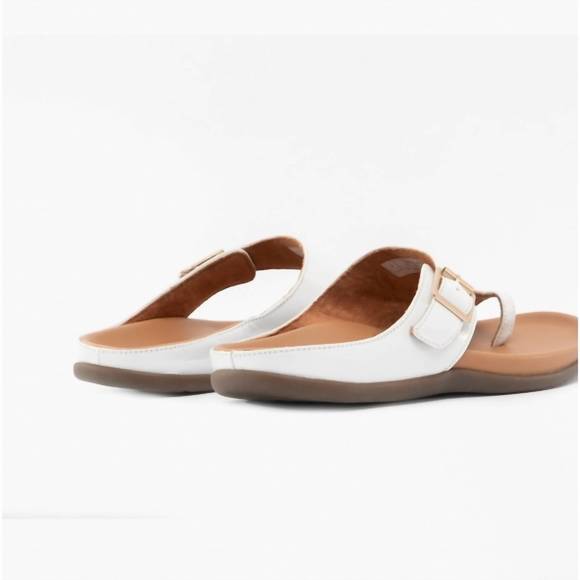 NEW STRIVE java sandals in white - Picture 6 of 6